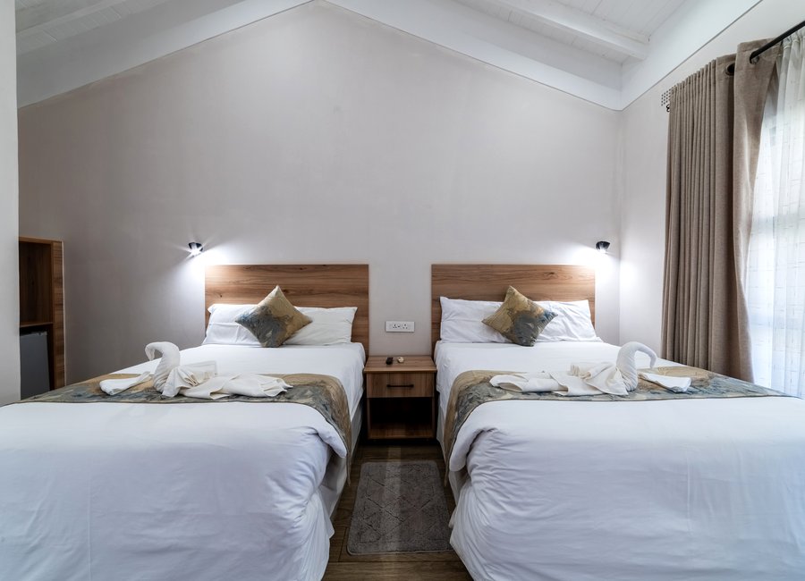 Honeymoon Suite