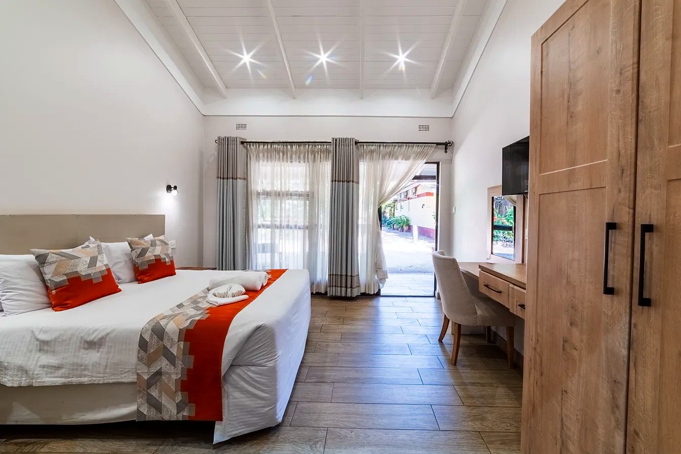 Honeymoon Suite